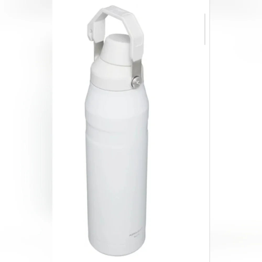 Stanley IceFlow AeroLight Vacuum Water Bottle with Fast Flow Lid - 36 fl. oz.